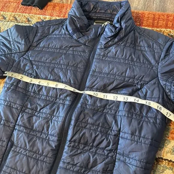 Athleta featherless whisper puffer jacket navy size XS - Picture 10 of 12